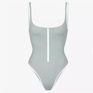 SKIMS SWIM ZIP FRONT SCOOP NECK ONE PIECE (pacific 3X sold out style & color)